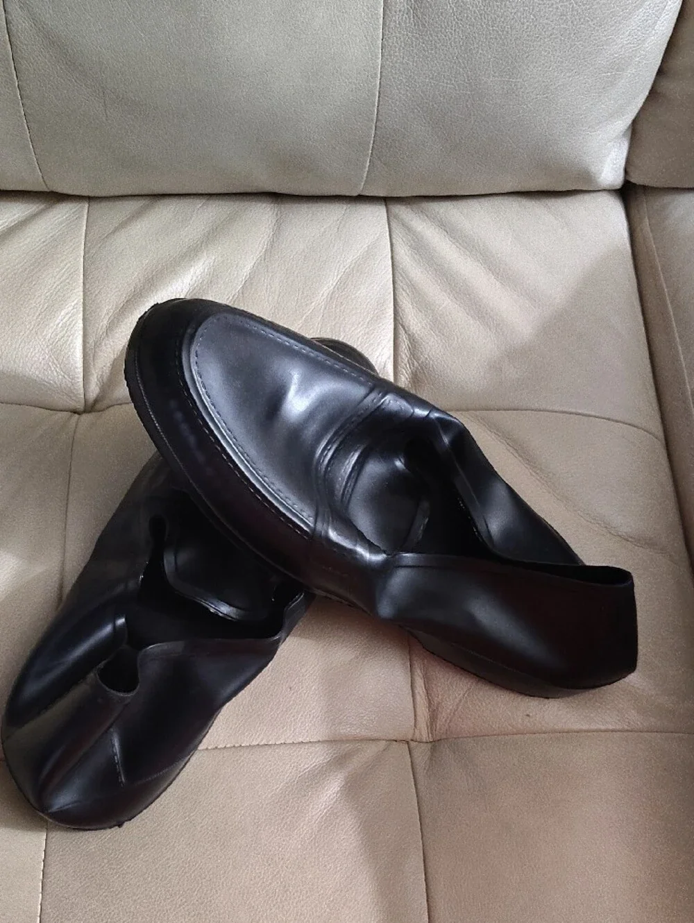 Totes Black Men's Slip-On Rain Shoe Covers